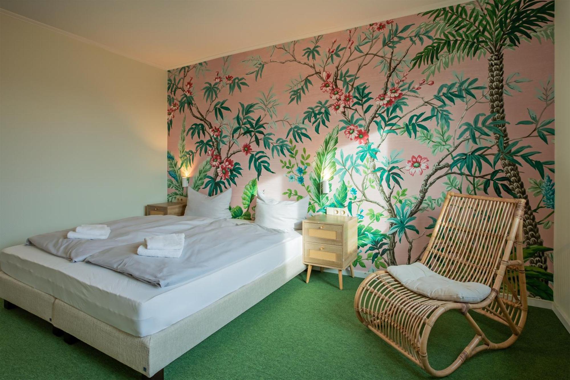 Wannerhus Hotel Грёмиц Экстерьер фото