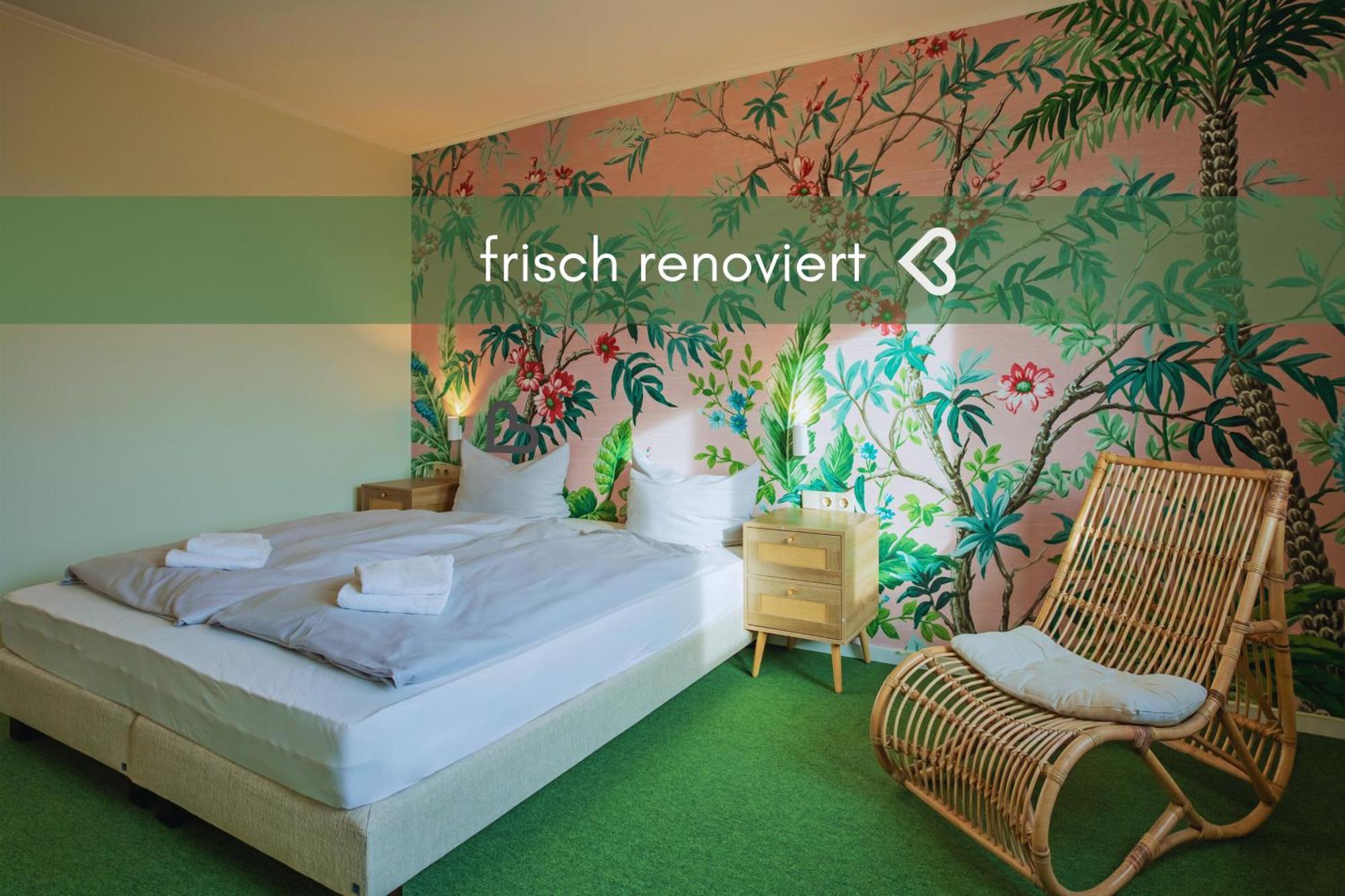 Wannerhus Hotel Грёмиц Экстерьер фото